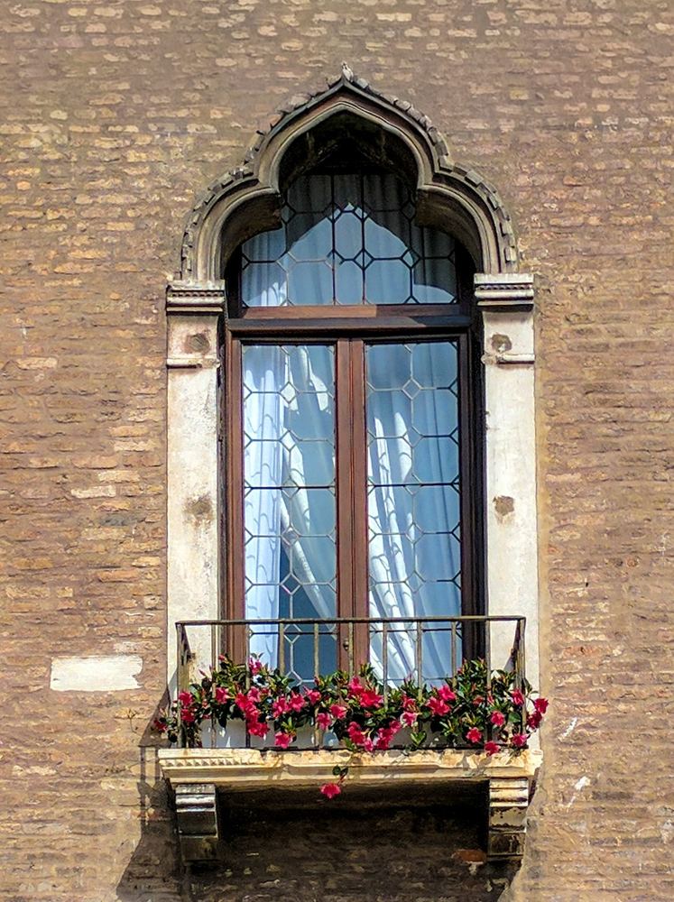 Farm Table Italy